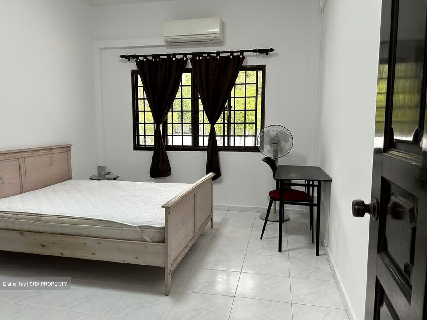 East Coast Road (D15), Terrace #564777031
